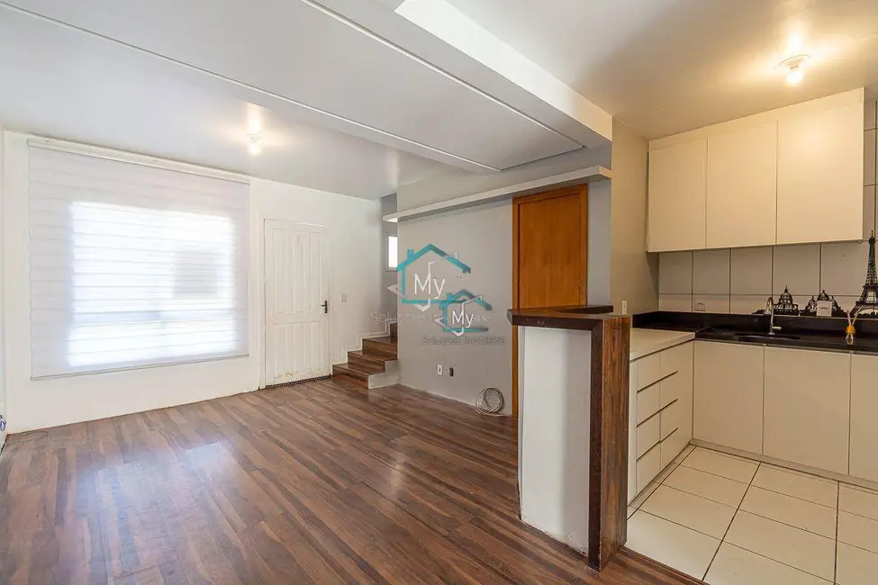 Foto 5 de Sobrado com 2 quartos à venda, 126m2 em Central Parque, Cachoeirinha - RS