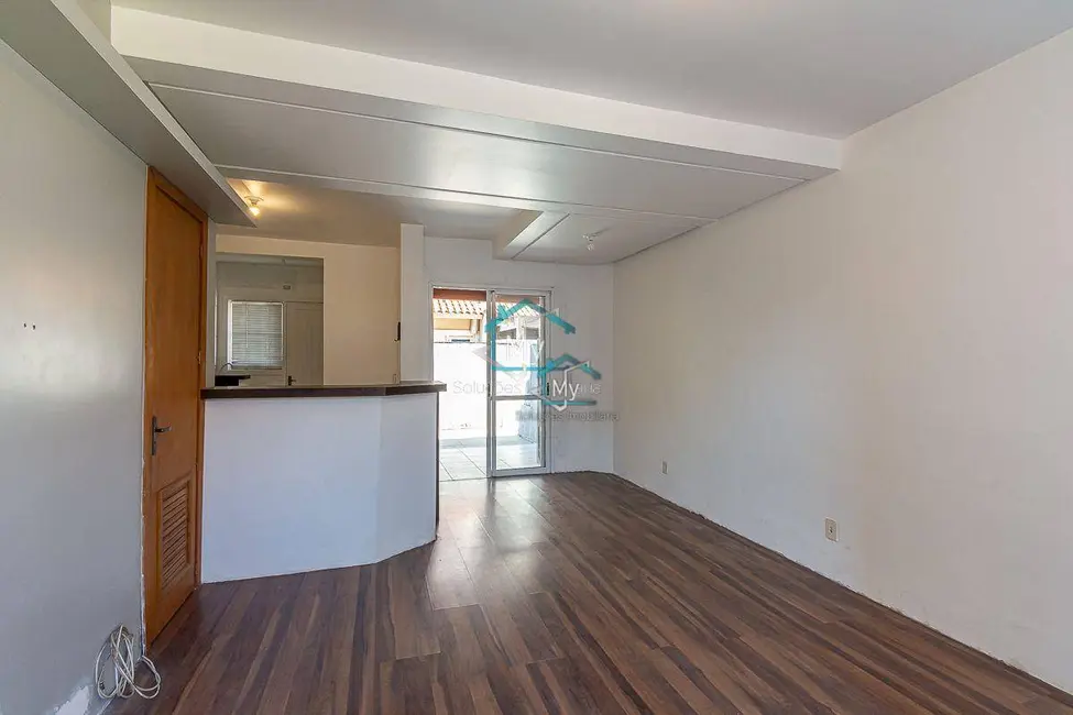 Foto 3 de Sobrado com 2 quartos à venda, 126m2 em Central Parque, Cachoeirinha - RS