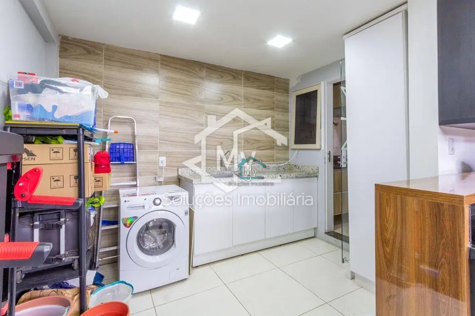 Foto 8 de Sobrado com 3 quartos à venda, 176m2 em Central Parque, Cachoeirinha - RS