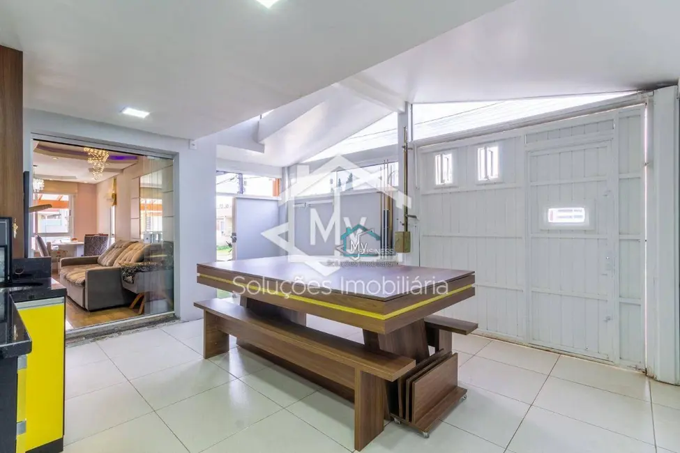 Foto 7 de Sobrado com 3 quartos à venda, 176m2 em Central Parque, Cachoeirinha - RS