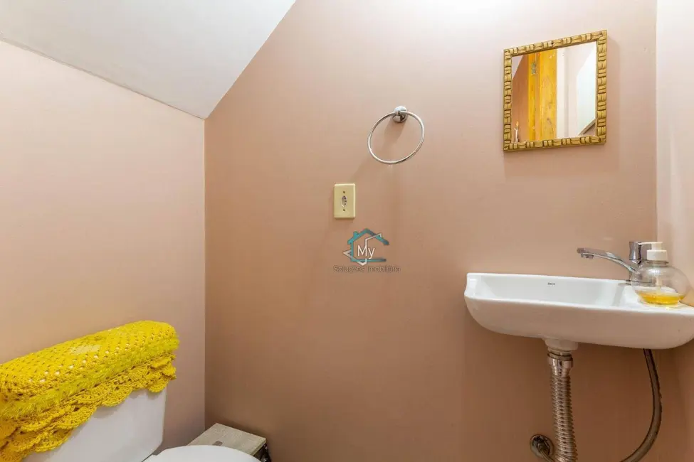 Sobrado com 2 quartos à venda, 126m2 em Central Parque, Cachoeirinha - RS - imagem 8 Foto 8 de Sobrado com 2 quartos à venda, 126m2 em Central Parque, Cachoeirinha - RS