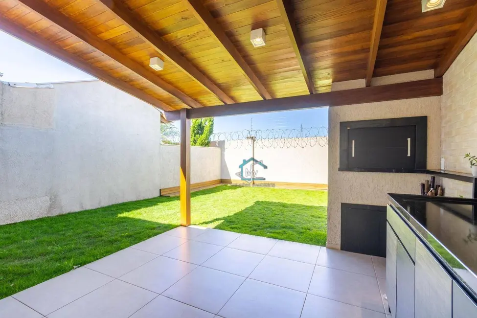 Casa de Condomínio com 3 quartos à venda, 210m2 em Distrito Industrial, Cachoeirinha - RS - imagem 8 Foto 8 de Casa de Condomínio com 3 quartos à venda, 210m2 em Distrito Industrial, Cachoeirinha - RS