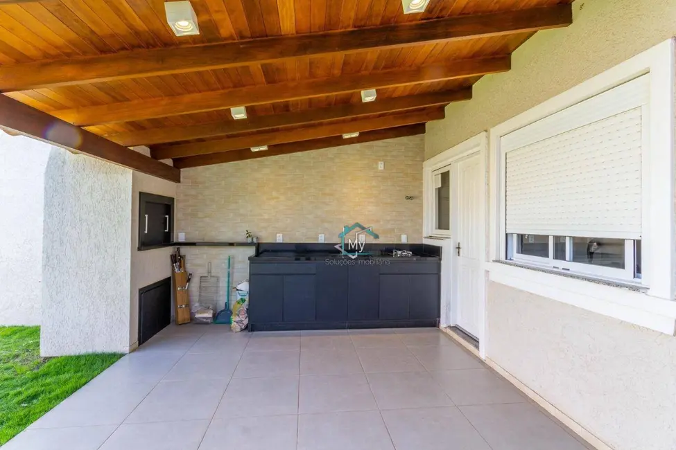 Casa de Condomínio com 3 quartos à venda, 210m2 em Distrito Industrial, Cachoeirinha - RS - imagem 9 Foto 9 de Casa de Condomínio com 3 quartos à venda, 210m2 em Distrito Industrial, Cachoeirinha - RS