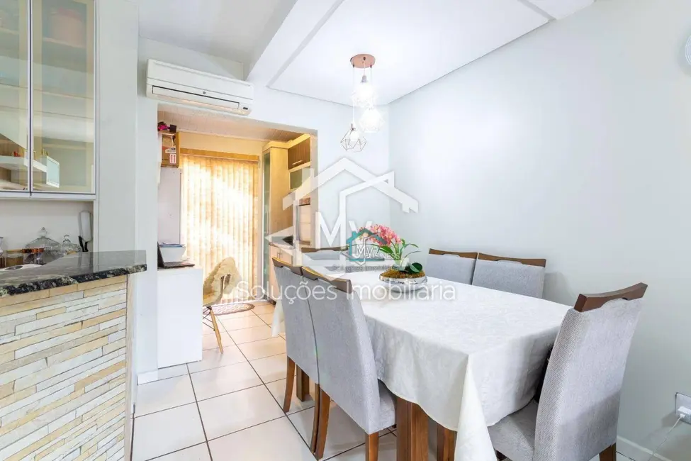 Foto 7 de Sobrado com 2 quartos à venda, 126m2 em Central Parque, Cachoeirinha - RS