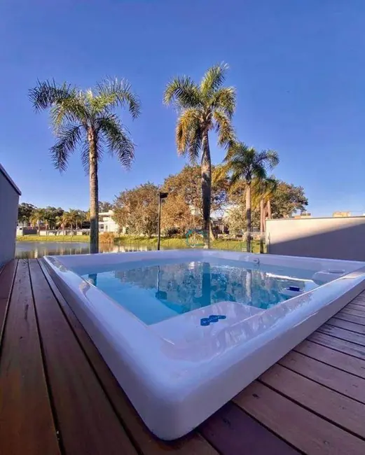 Casa de Condomínio com 3 quartos à venda, 354m2 em Distrito Industrial, Cachoeirinha - RS - imagem 5 Foto 5 de Casa de Condomínio com 3 quartos à venda, 354m2 em Distrito Industrial, Cachoeirinha - RS