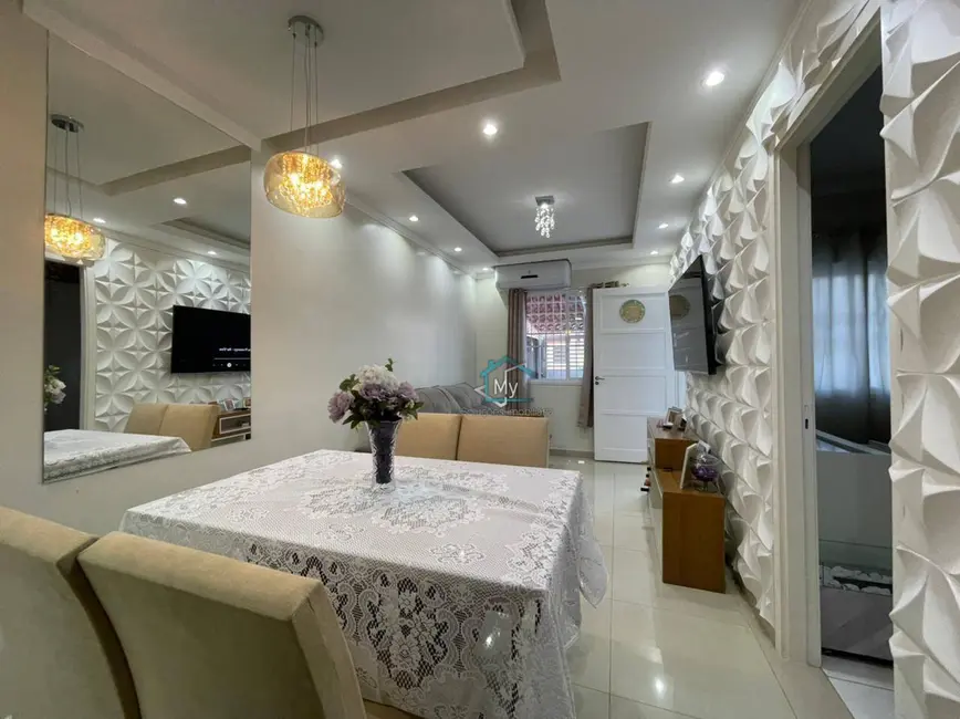 Foto 3 de Casa com 2 quartos à venda, 100m2 em Cachoeirinha - RS