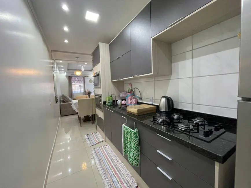 Foto 5 de Casa com 2 quartos à venda, 100m2 em Cachoeirinha - RS