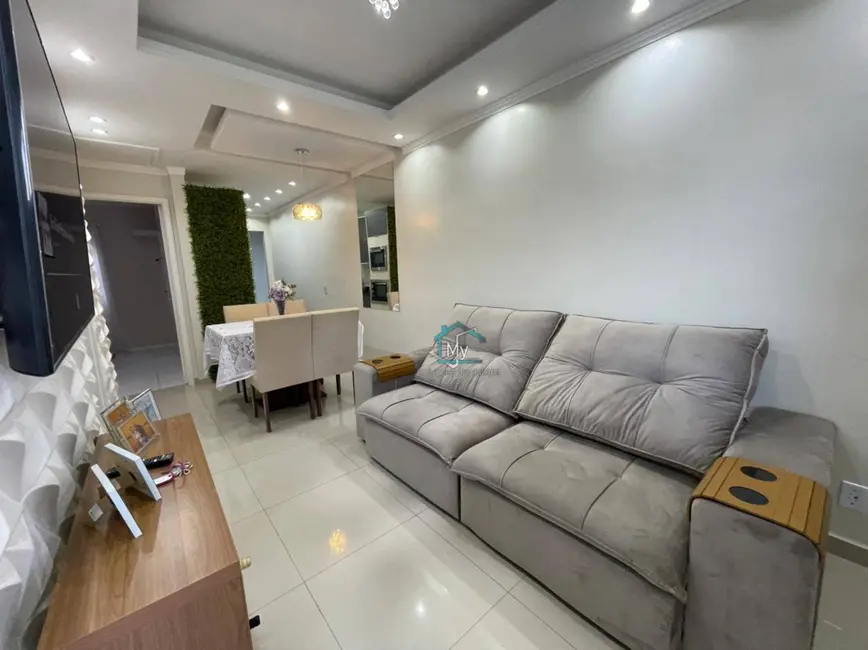 Foto 2 de Casa com 2 quartos à venda, 100m2 em Cachoeirinha - RS
