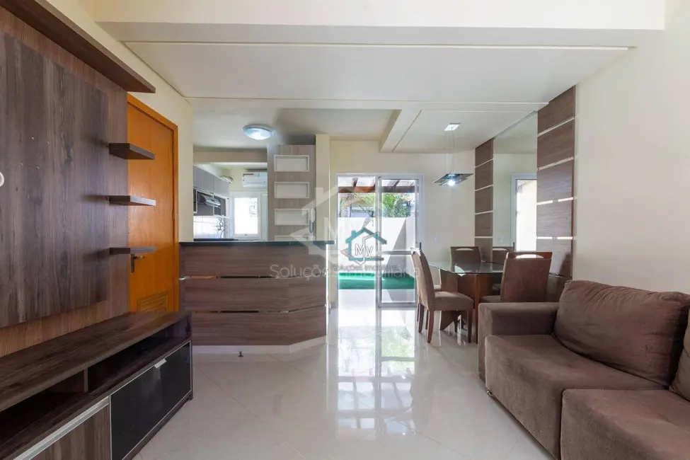 Foto 2 de Sobrado com 2 quartos à venda, 100m2 em Central Parque, Cachoeirinha - RS