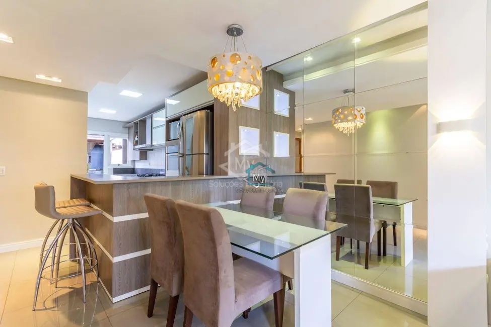 Foto 3 de Casa de Condomínio com 3 quartos à venda, 200m2 em Central Parque, Cachoeirinha - RS