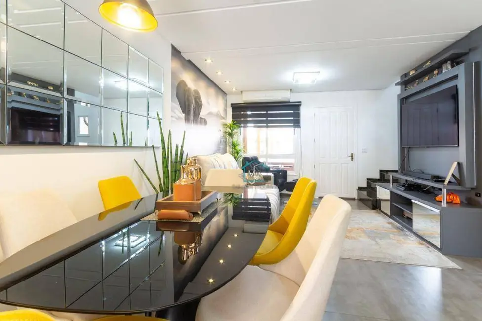 Foto 4 de Sobrado com 2 quartos à venda, 126m2 em Central Parque, Cachoeirinha - RS