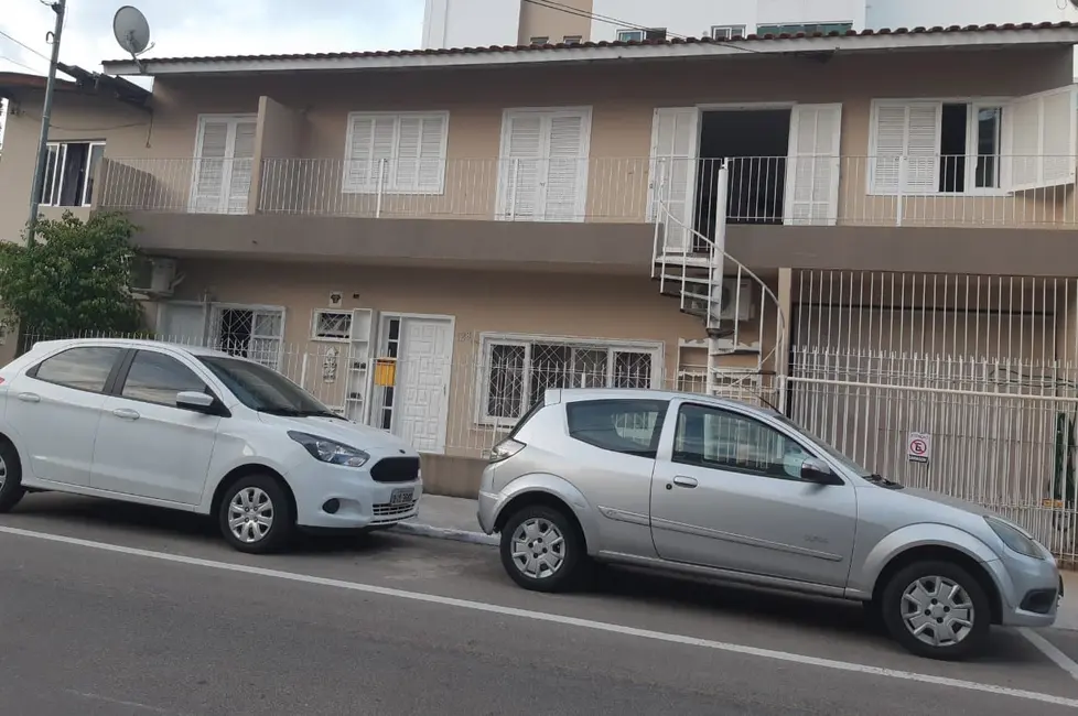 Foto 1 de Sala Comercial com 10 quartos à venda, 230m2 em Nações, Balneario Camboriu - SC