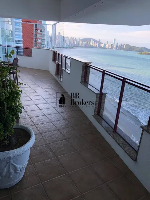 Apartamento com 3 quartos à venda, 238m2 em Centro, Balneario Camboriu - SC - imagem 4 Foto 4 de Apartamento com 3 quartos à venda, 238m2 em Centro, Balneario Camboriu - SC