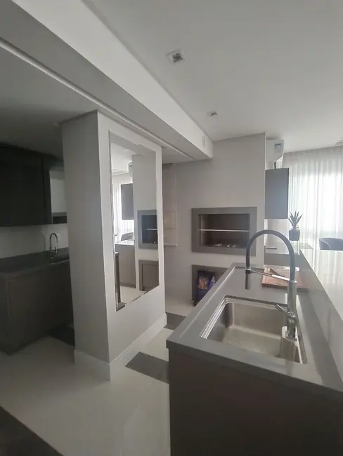 Apartamento com 3 quartos à venda, 134m2 em Centro, Balneario Camboriu - SC - imagem 6 Foto 6 de Apartamento com 3 quartos à venda, 134m2 em Centro, Balneario Camboriu - SC