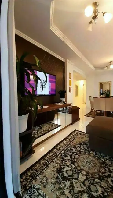 Apartamento com 3 quartos à venda, 131m2 em Centro, Balneario Camboriu - SC - imagem 2 Foto 2 de Apartamento com 3 quartos à venda, 131m2 em Centro, Balneario Camboriu - SC