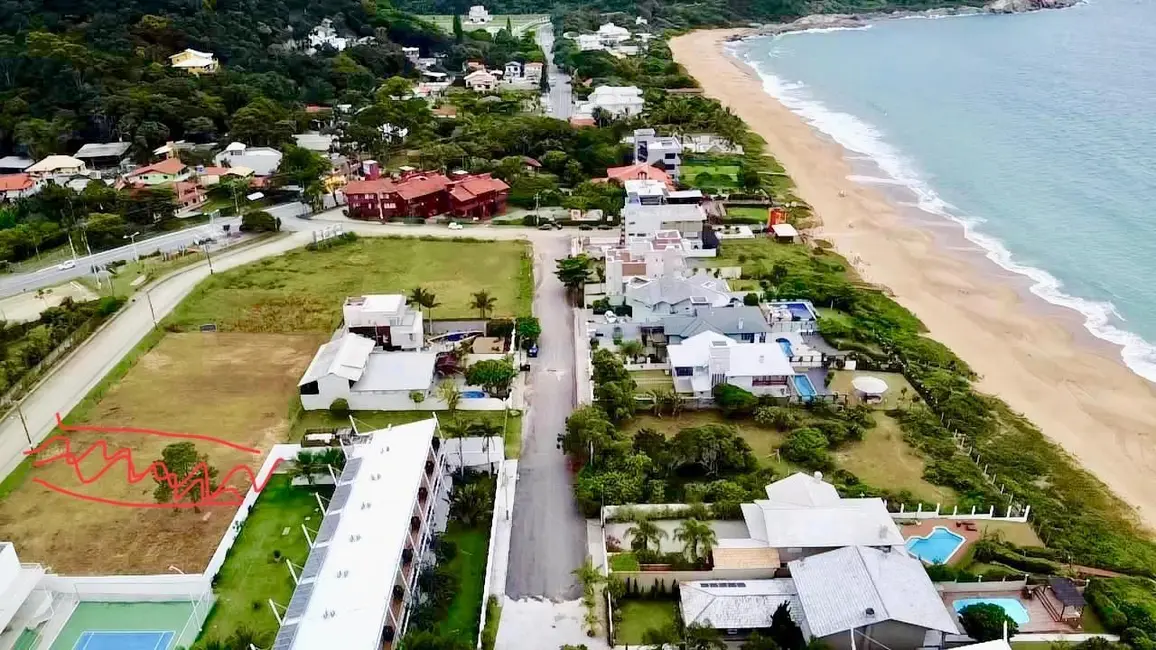 Foto 2 de Terreno / Lote à venda, 514m2 em Balneario Camboriu - SC