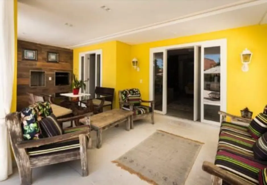 Foto 7 de Casa com 3 quartos à venda, 350m2 em Praia das Taquaras, Balneario Camboriu - SC