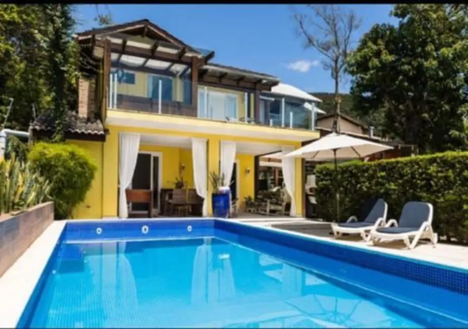 Foto 1 de Casa com 3 quartos à venda, 350m2 em Praia das Taquaras, Balneario Camboriu - SC
