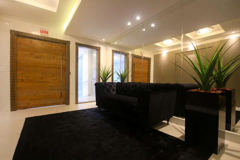 Apartamento com 2 quartos à venda, 67m2 em Centro, Camboriu - SC - imagem 6 Foto 6 de Apartamento com 2 quartos à venda, 67m2 em Centro, Camboriu - SC