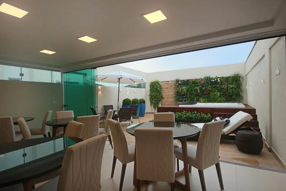 Apartamento com 2 quartos à venda, 67m2 em Centro, Camboriu - SC - imagem 9 Foto 9 de Apartamento com 2 quartos à venda, 67m2 em Centro, Camboriu - SC