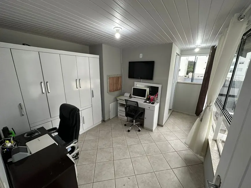 Apartamento com 5 quartos à venda, 260m2 em Ariribá, Balneario Camboriu - SC - imagem 5 Foto 5 de Apartamento com 5 quartos à venda, 260m2 em Ariribá, Balneario Camboriu - SC