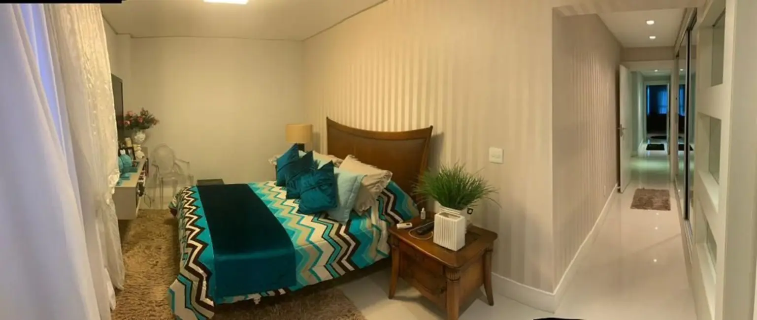 Apartamento com 3 quartos à venda, 177m2 em Centro, Balneario Camboriu - SC - imagem 5 Foto 5 de Apartamento com 3 quartos à venda, 177m2 em Centro, Balneario Camboriu - SC