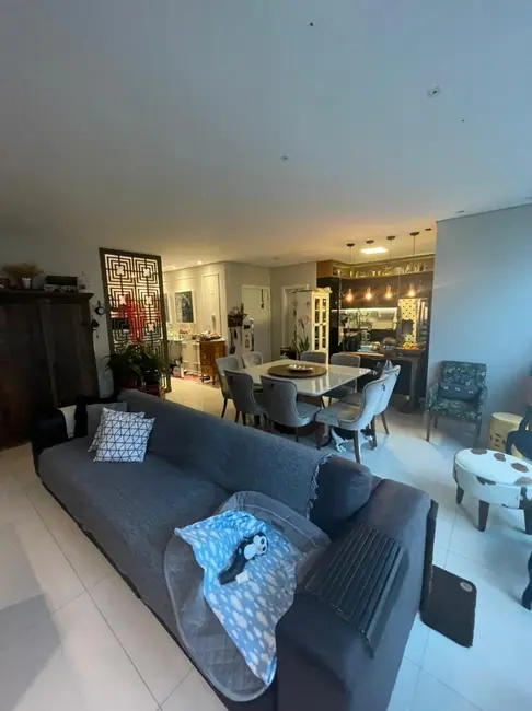 Apartamento com 4 quartos à venda, 140m2 em Centro, Balneario Camboriu - SC - imagem 3 Foto 3 de Apartamento com 4 quartos à venda, 140m2 em Centro, Balneario Camboriu - SC