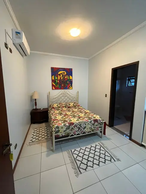 Foto 9 de Casa com 5 quartos à venda, 474m2 em Praia do Estaleirinho, Balneario Camboriu - SC