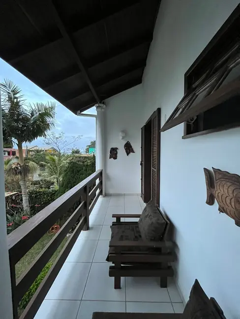 Foto 3 de Casa com 5 quartos à venda, 474m2 em Praia do Estaleirinho, Balneario Camboriu - SC
