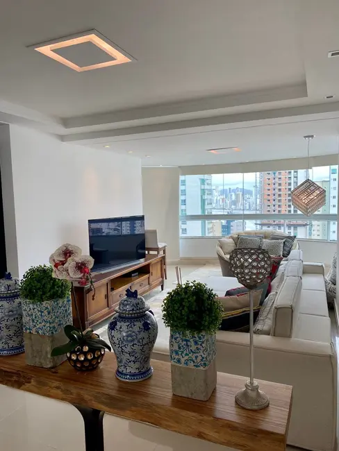 Foto 9 de Apartamento com 3 quartos para alugar, 139m2 em Pioneiros, Balneario Camboriu - SC