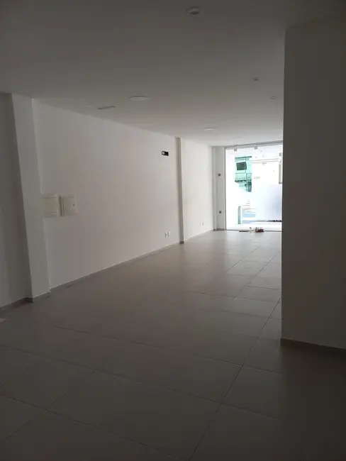 Sala Comercial com 1 quarto para alugar, 81m2 em Centro, Balneario Camboriu - SC - imagem 4 Foto 4 de Sala Comercial com 1 quarto para alugar, 81m2 em Centro, Balneario Camboriu - SC