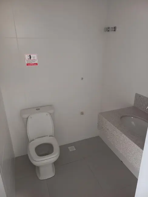 Sala Comercial com 1 quarto para alugar, 81m2 em Centro, Balneario Camboriu - SC - imagem 6 Foto 6 de Sala Comercial com 1 quarto para alugar, 81m2 em Centro, Balneario Camboriu - SC