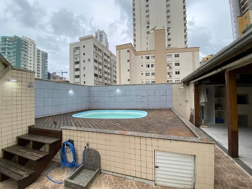 Apartamento com 3 quartos à venda, 260m2 em Centro, Balneario Camboriu - SC - imagem 8 Foto 8 de Apartamento com 3 quartos à venda, 260m2 em Centro, Balneario Camboriu - SC