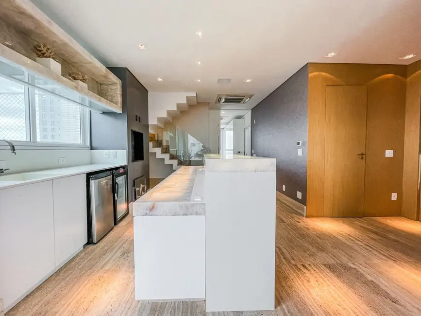 Cobertura com 3 quartos à venda, 251m2 em Centro, Balneario Camboriu - SC - imagem 9 Foto 9 de Cobertura com 3 quartos à venda, 251m2 em Centro, Balneario Camboriu - SC