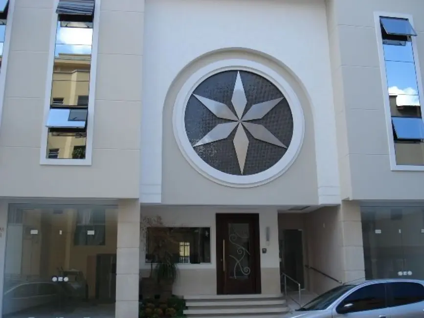 Sala Comercial com 1 quarto à venda, 136m2 em Centro, Balneario Camboriu - SC - imagem 5 Foto 5 de Sala Comercial com 1 quarto à venda, 136m2 em Centro, Balneario Camboriu - SC