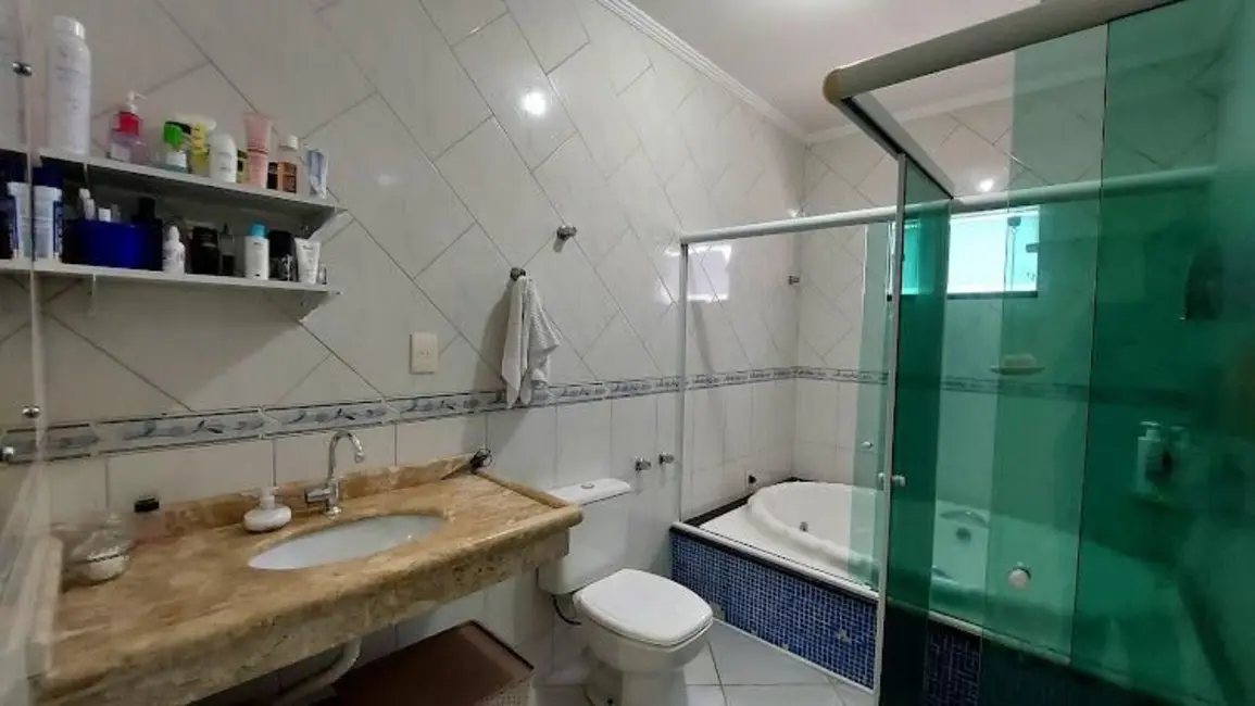 Foto 9 de Casa com 4 quartos à venda, 280m2 em Camboriu - SC