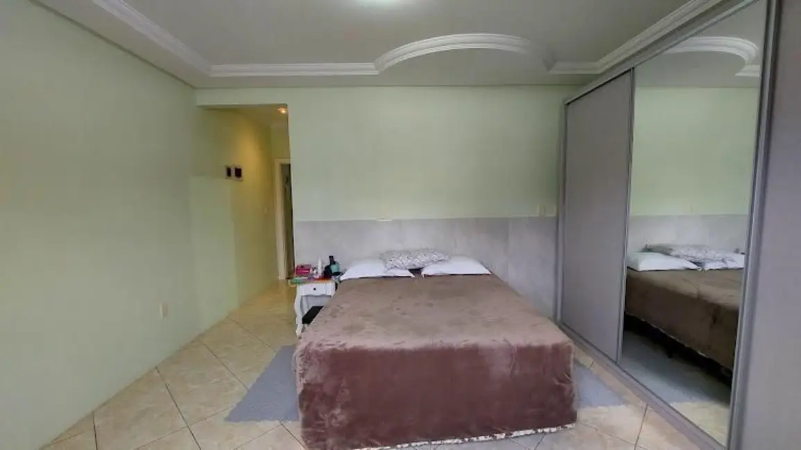 Foto 6 de Casa com 4 quartos à venda, 280m2 em Camboriu - SC