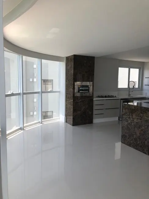 Apartamento com 4 quartos à venda, 237m2 em Centro, Balneario Camboriu - SC - imagem 5 Foto 5 de Apartamento com 4 quartos à venda, 237m2 em Centro, Balneario Camboriu - SC