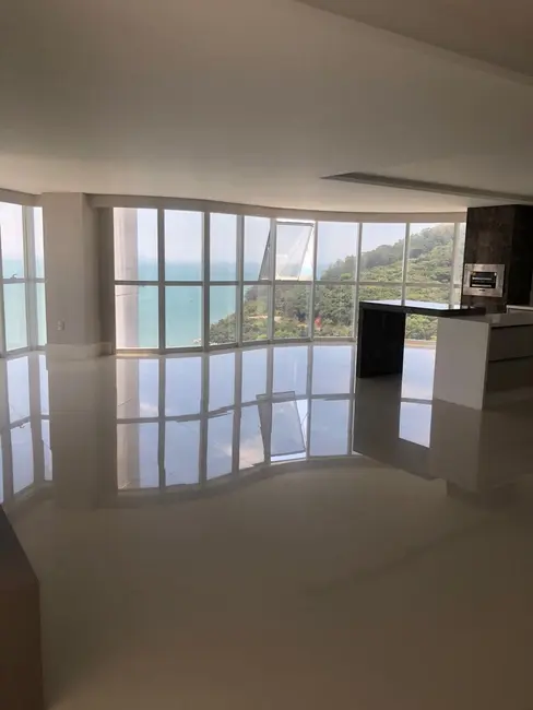 Apartamento com 4 quartos à venda, 237m2 em Centro, Balneario Camboriu - SC - imagem 8 Foto 8 de Apartamento com 4 quartos à venda, 237m2 em Centro, Balneario Camboriu - SC