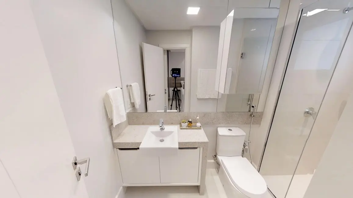 Apartamento com 4 quartos à venda, 237m2 em Centro, Balneario Camboriu - SC - imagem 6 Foto 6 de Apartamento com 4 quartos à venda, 237m2 em Centro, Balneario Camboriu - SC