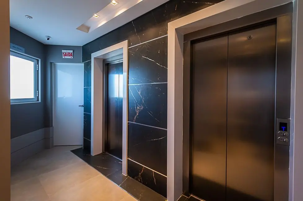 Foto 5 de Sala Comercial com 1 quarto à venda, 59m2 em Pioneiros, Balneario Camboriu - SC