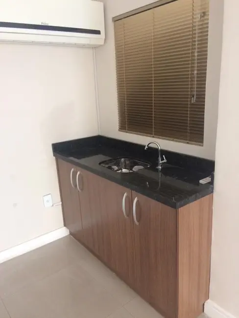 Foto 5 de Sala Comercial com 1 quarto à venda, 70m2 em Centro, Balneario Camboriu - SC