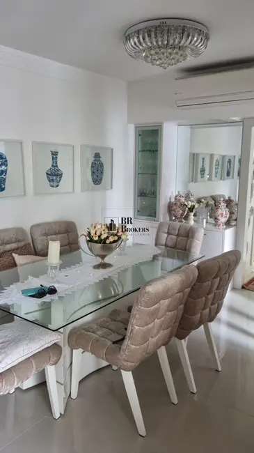 Foto 6 de Apartamento com 2 quartos à venda, 80m2 em Centro, Balneario Camboriu - SC