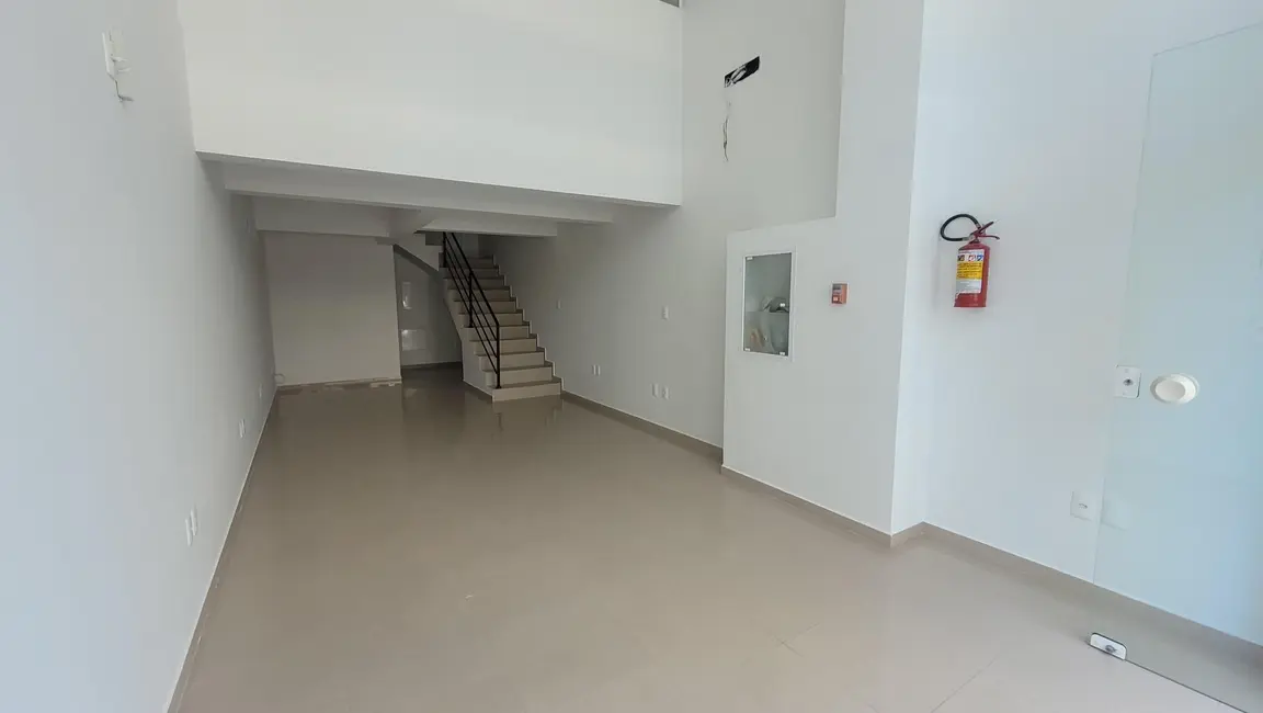 Foto 2 de Sala Comercial com 1 quarto à venda, 100m2 em Centro, Balneario Camboriu - SC