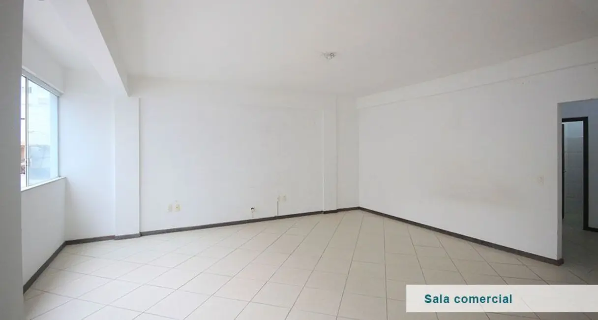 Foto 5 de Sala Comercial com 1 quarto à venda, 217m2 em Pioneiros, Balneario Camboriu - SC