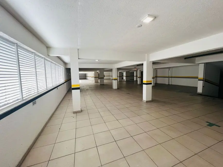 Foto 5 de Sala Comercial à venda, 1178m2 em Pioneiros, Balneario Camboriu - SC