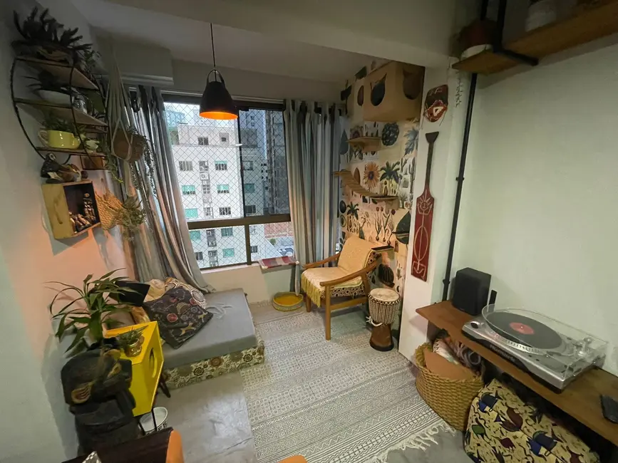 Apartamento com 2 quartos à venda, 74m2 em Centro, Balneario Camboriu - SC - imagem 3 Foto 3 de Apartamento com 2 quartos à venda, 74m2 em Centro, Balneario Camboriu - SC