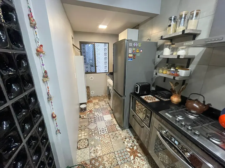 Apartamento com 2 quartos à venda, 74m2 em Centro, Balneario Camboriu - SC - imagem 5 Foto 5 de Apartamento com 2 quartos à venda, 74m2 em Centro, Balneario Camboriu - SC