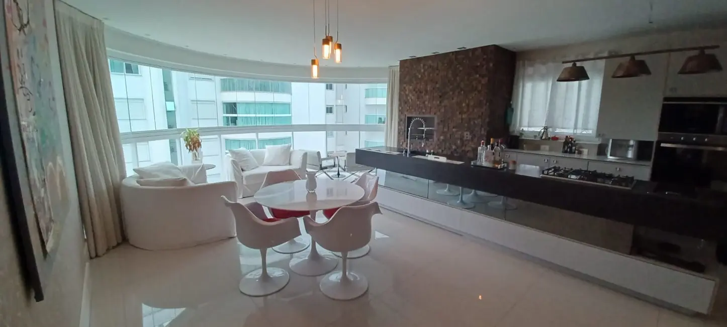 Foto 7 de Apartamento com 3 quartos para alugar, 154m2 em Balneário Santa Clara, Itajai - SC