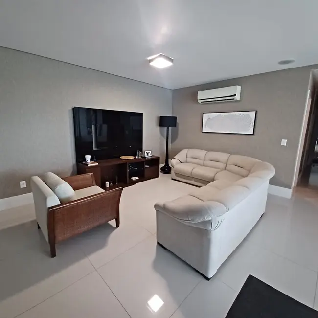 Foto 4 de Apartamento com 3 quartos para alugar, 154m2 em Balneário Santa Clara, Itajai - SC